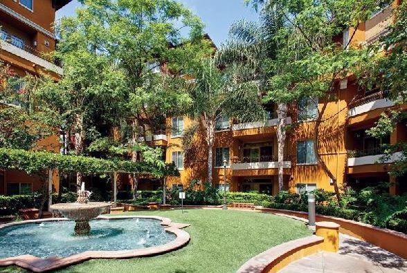 Oakwood At Palazzo East Hotel ลอสแอนเจลิส ภายนอก รูปภาพ